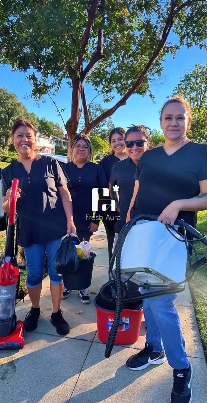Fresh Aura cleaning team